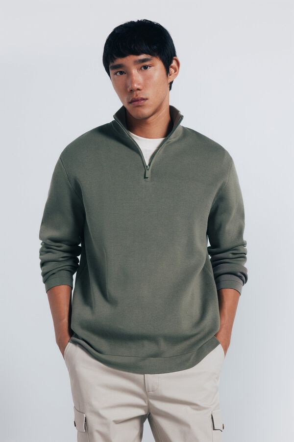 Jumper and trouser set