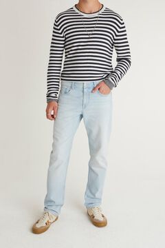 Conjunto de cal&ccedil;a e camisa