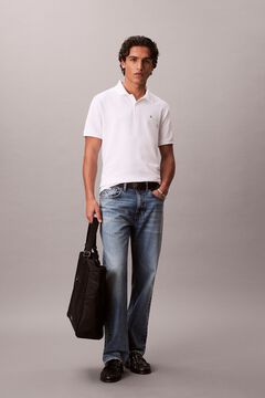 Conjunto de polo e jeans