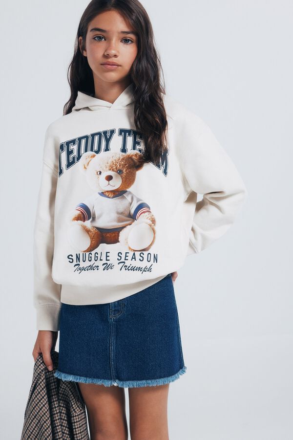 Conjunto de sudadera y falda