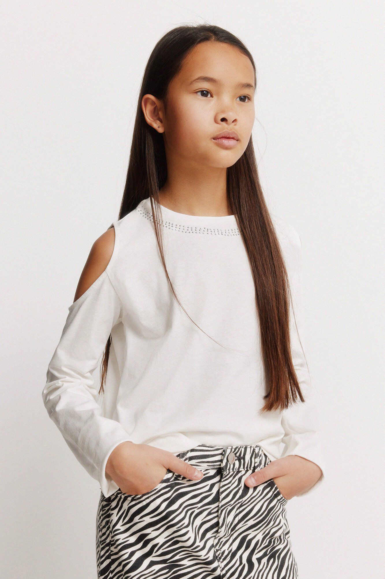 Conjunto de camiseta y pantal&oacute;n