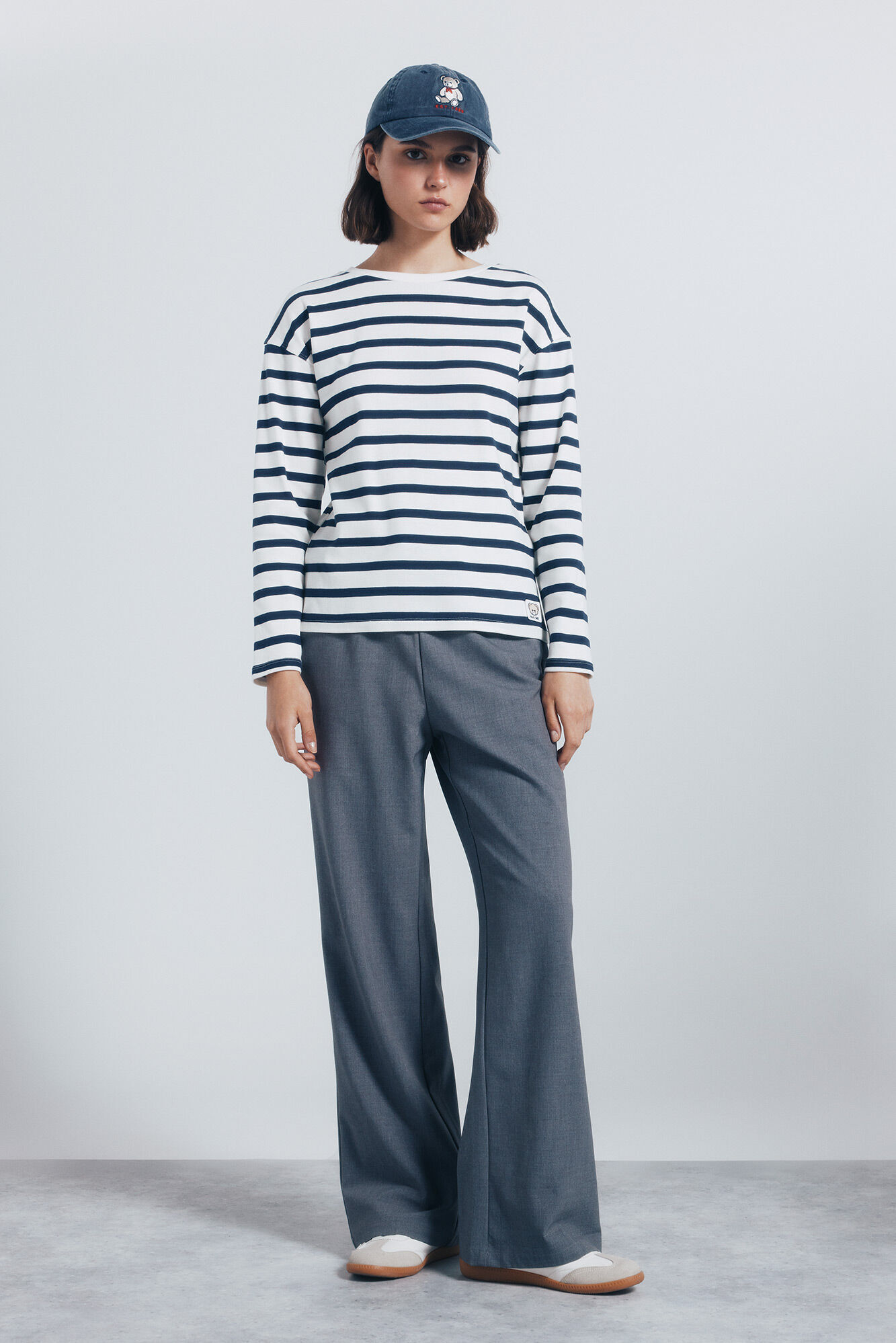 Conjunto de pantal&oacute;n y camiseta