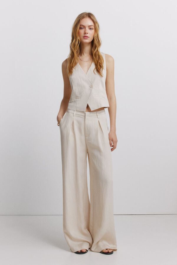 Conjunto de chaleco y pantal&oacute;n