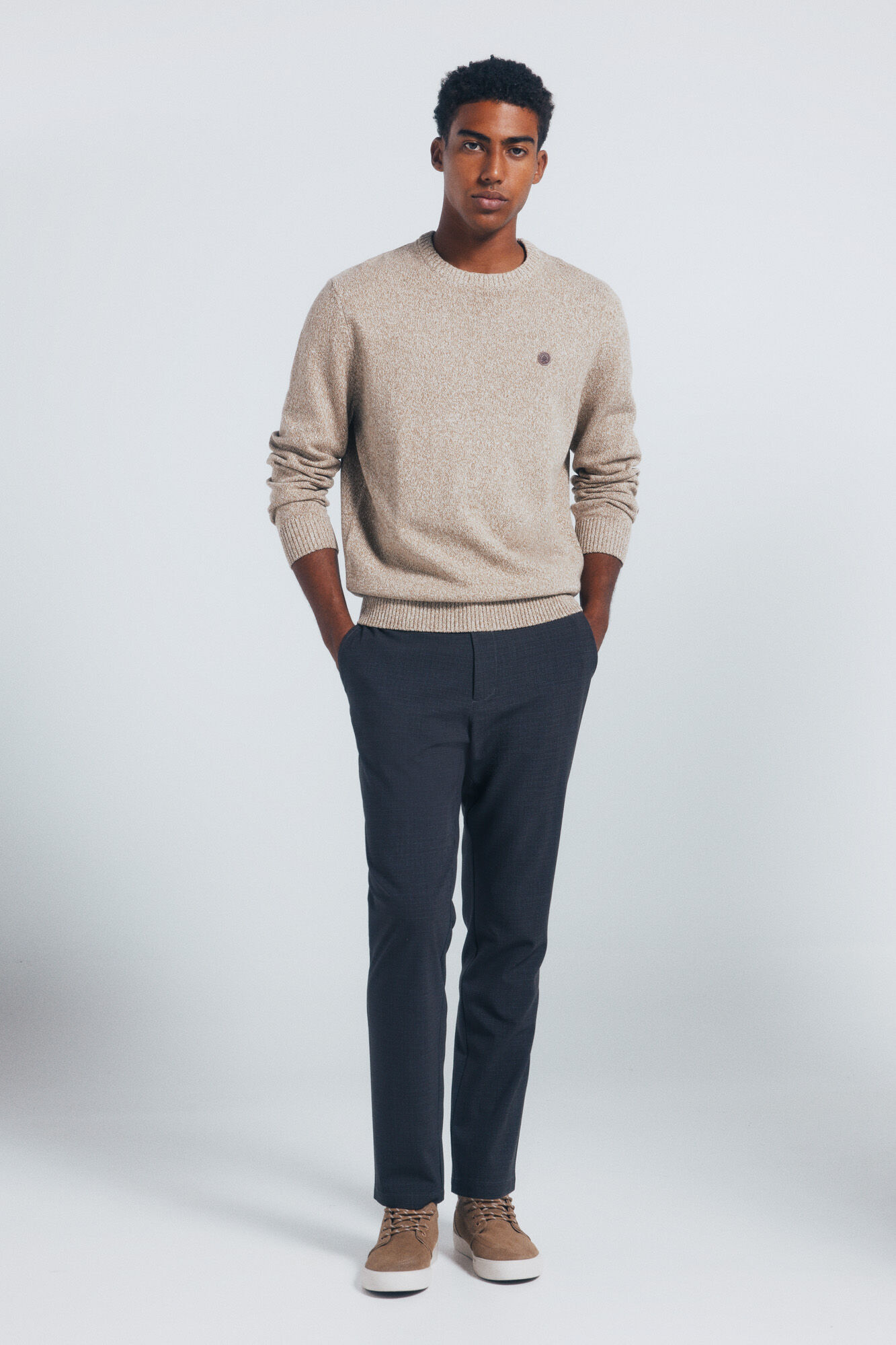 Conjunto de camisola e cal&ccedil;a