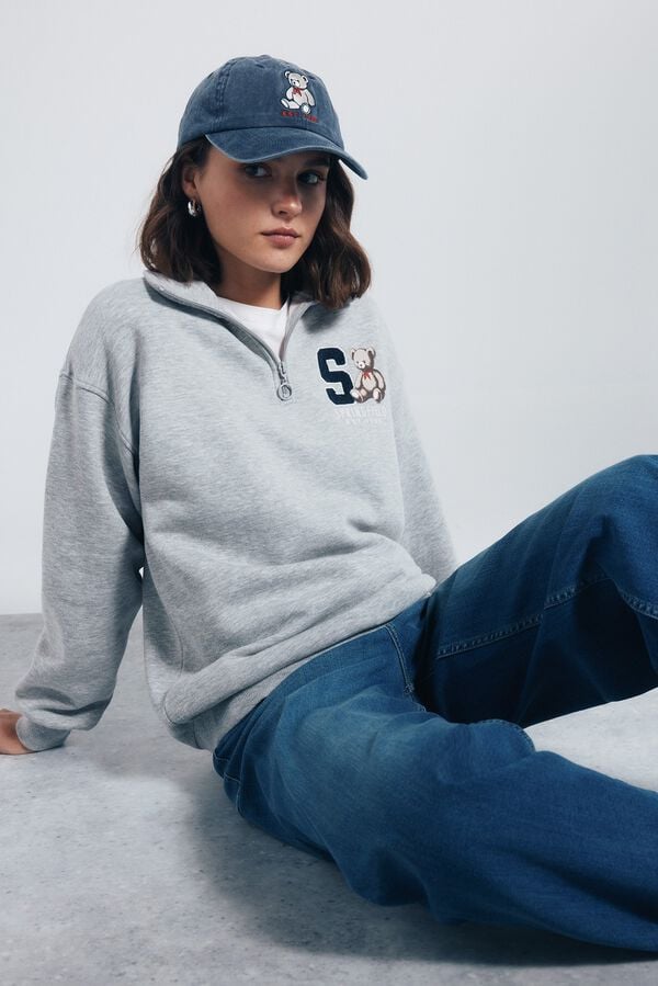 Jeans and sweatshirt set