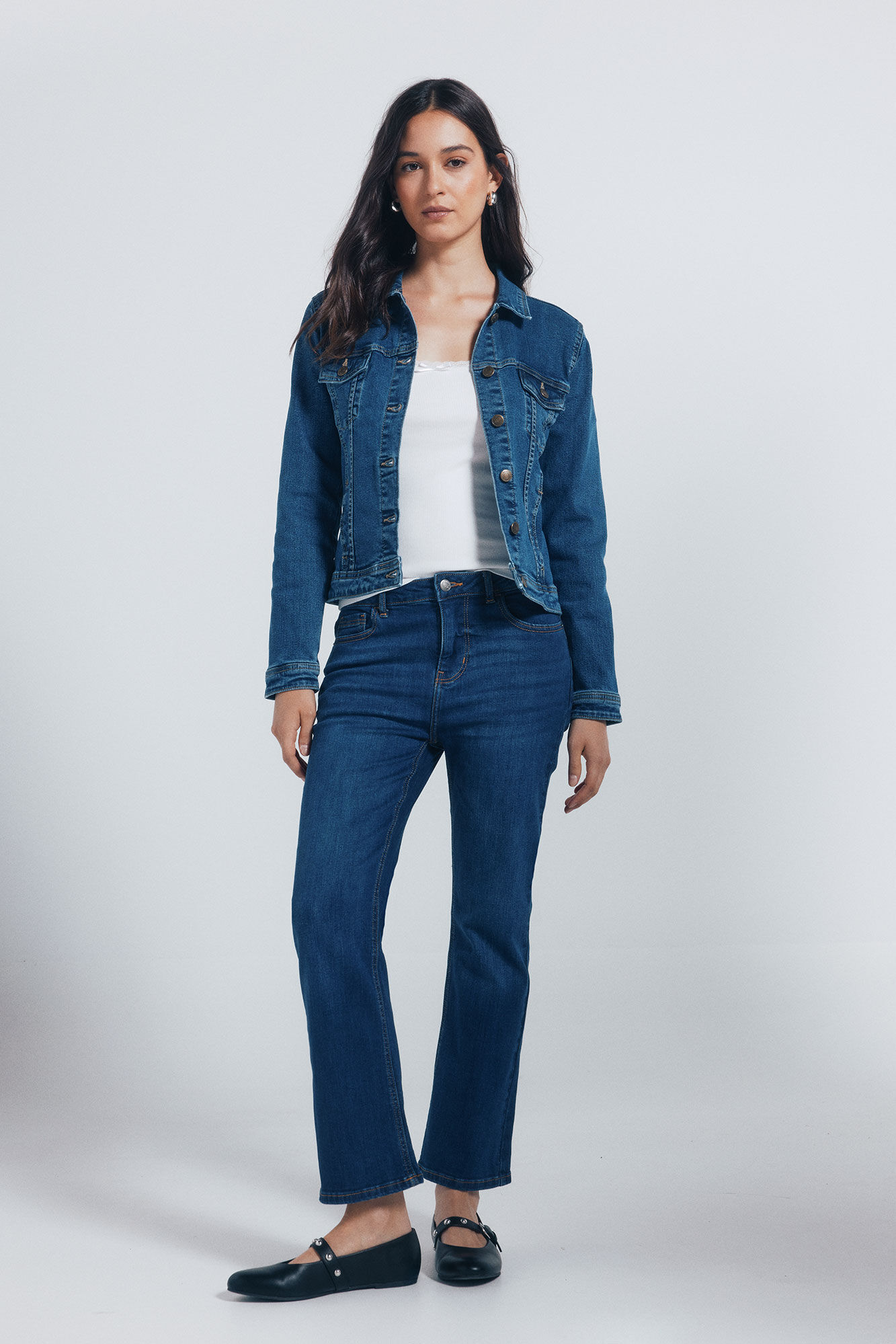 Flats, jacket and jeans set