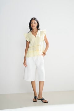 Conjunto de bermuda y blusa
