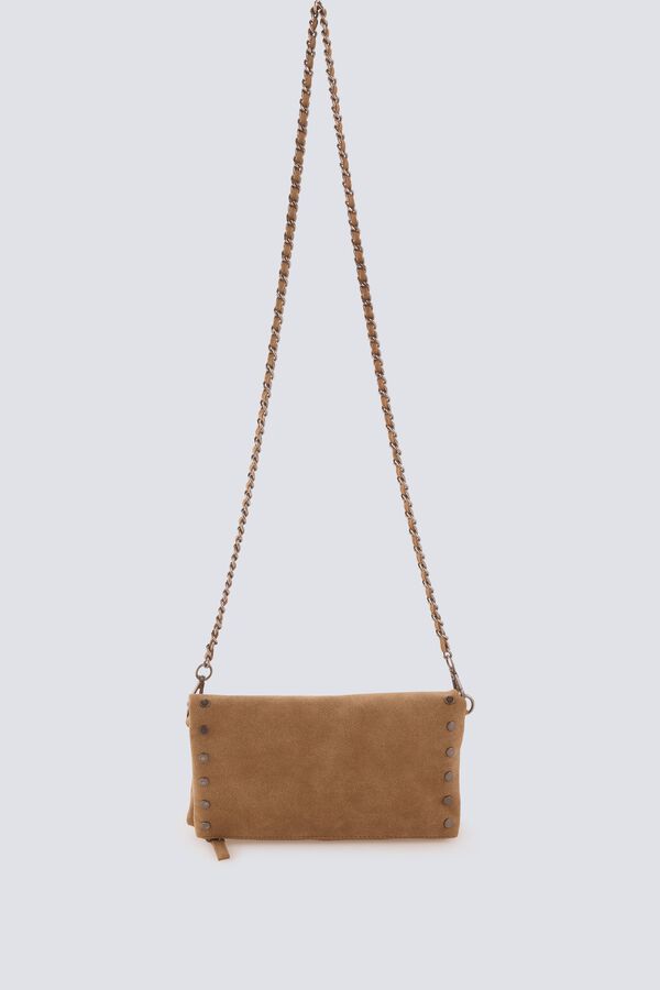 Conjunto de bolso, jeans y camisa