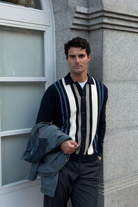 Conjunto de pantal&oacute;n y c&aacute;rdigan