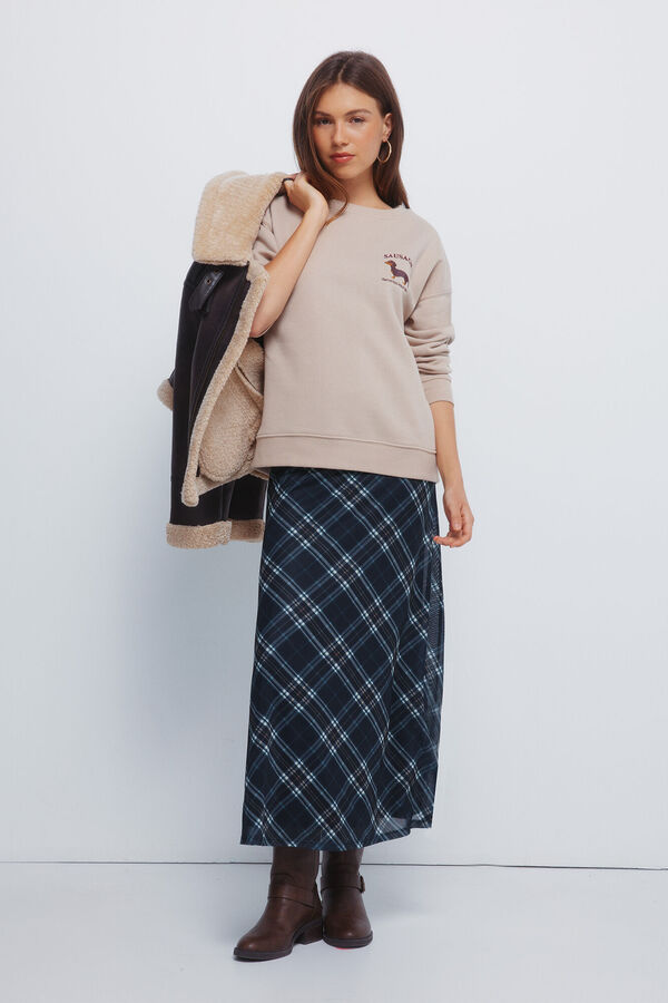 Skirt and sweatshirt set