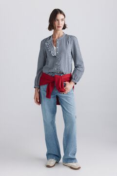 Conjunto de camisa y sudadera