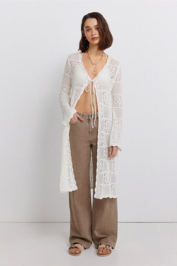 Conjunto de jeans y cardigan