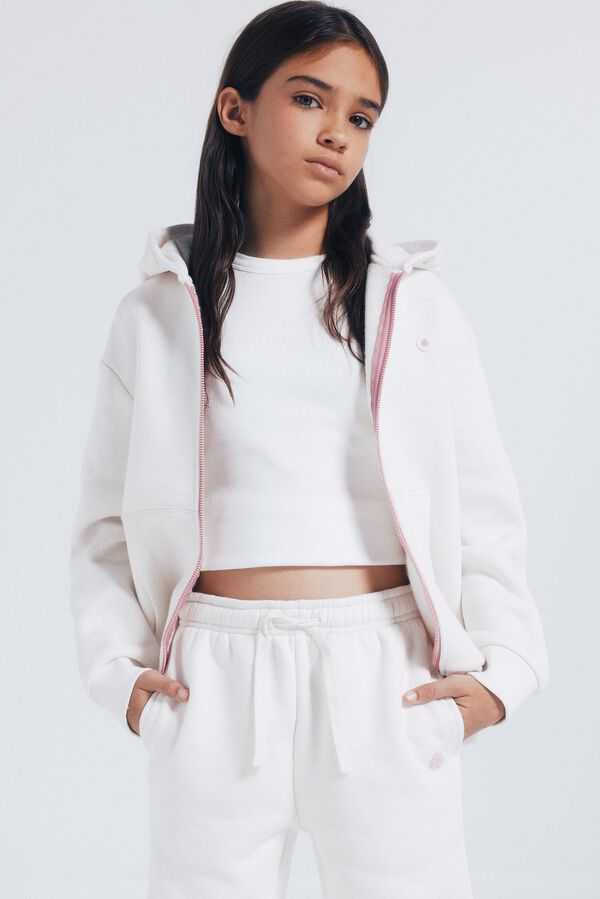 Conjunto de sudadera y pantalón