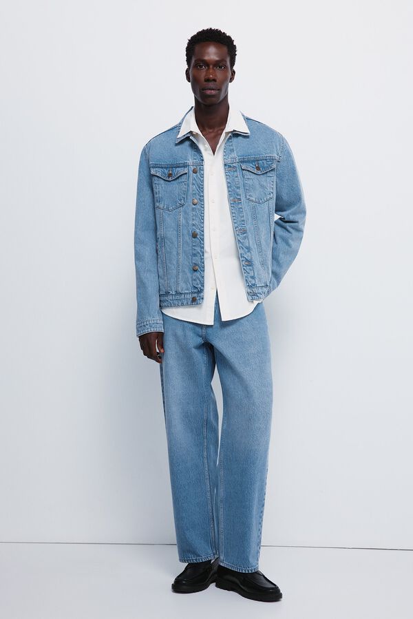 Jeans and sweatshirt set