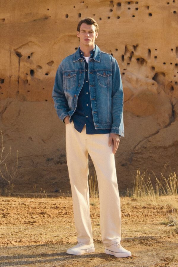 Jeans, overshirt and cardigan set