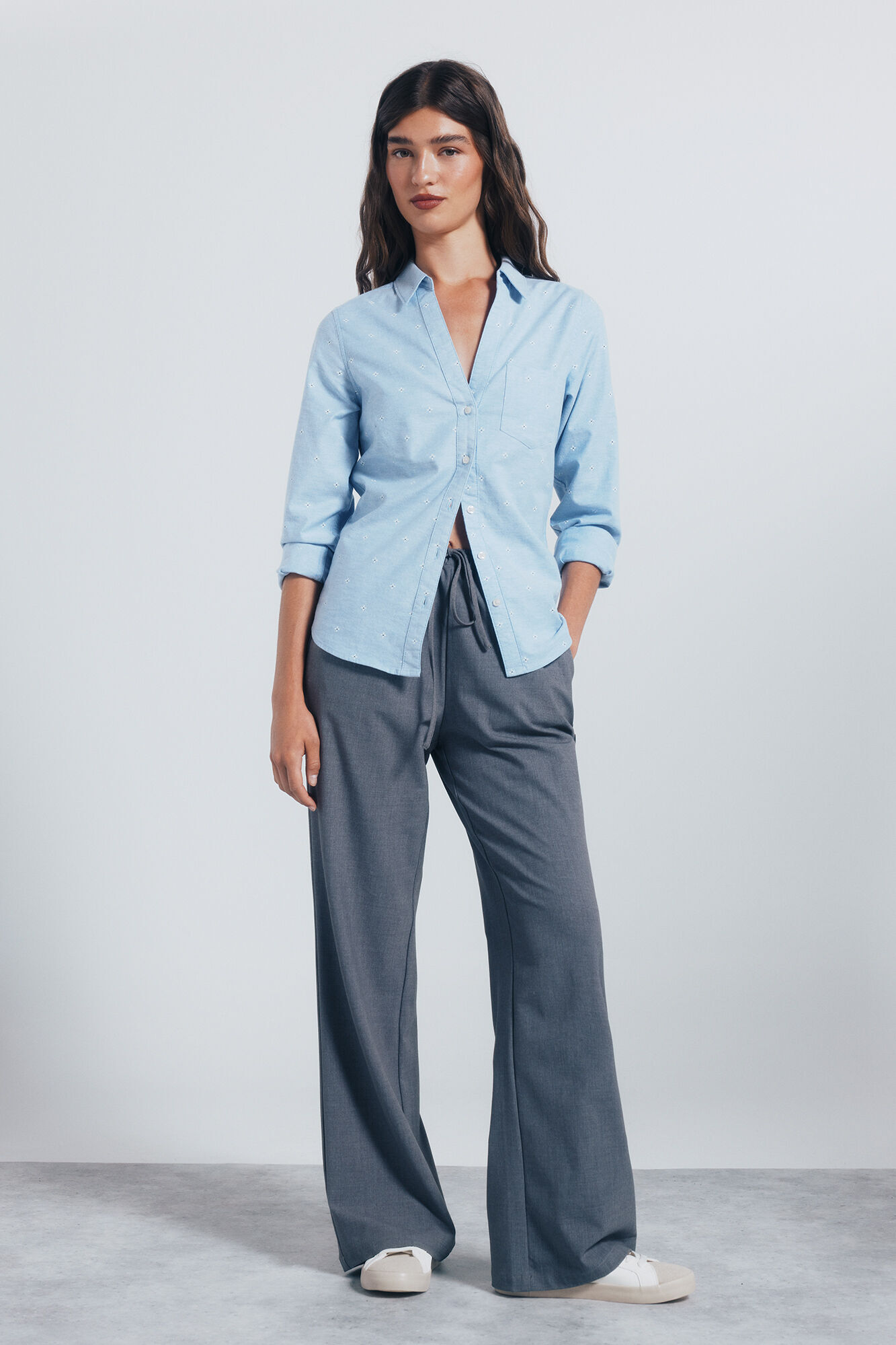 Conjunto de pantal&oacute;n y camisa