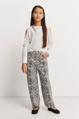 Conjunto de camiseta y pantal&oacute;n