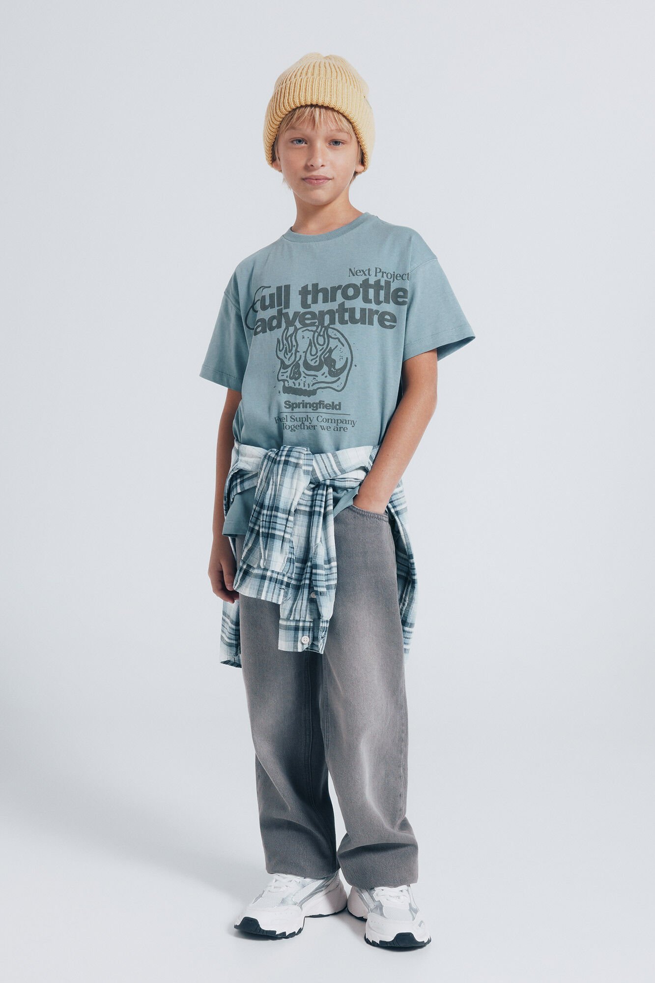 Boys, boys, boys and beanie set