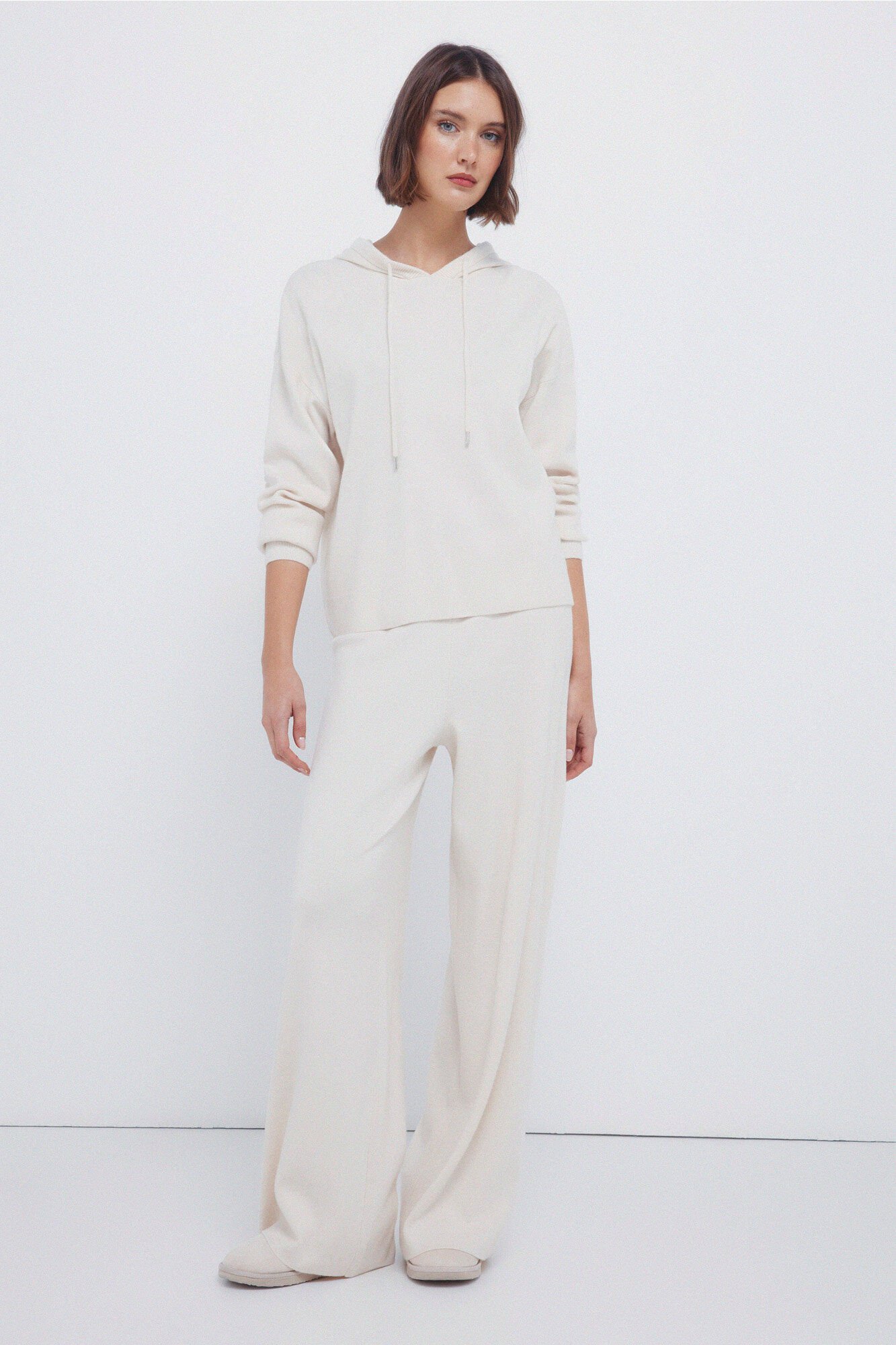 Joggers and jumper set