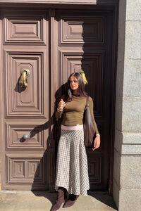Skirt, case, t-shirt and boots set