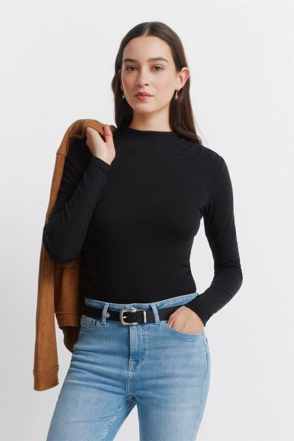 Coat, skirt and t-shirt set