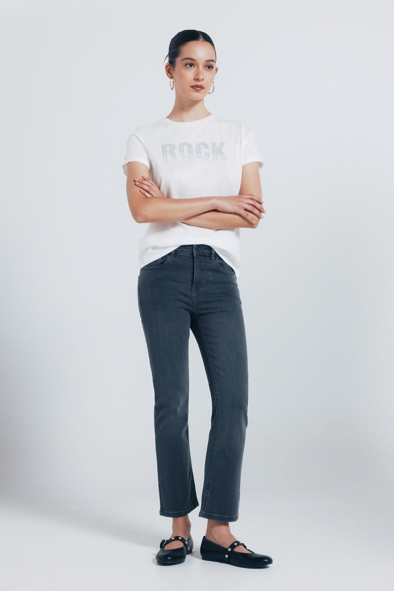 Conjunto de jeans y camiseta