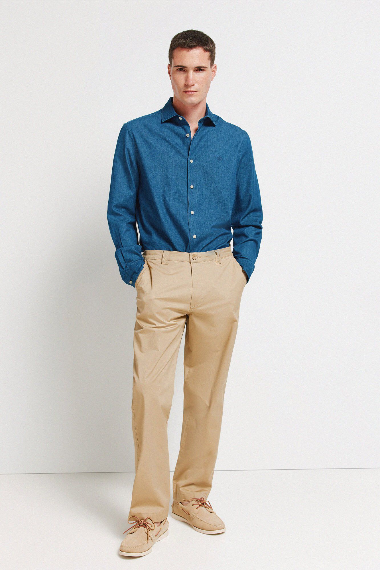 Trousers and shirt set