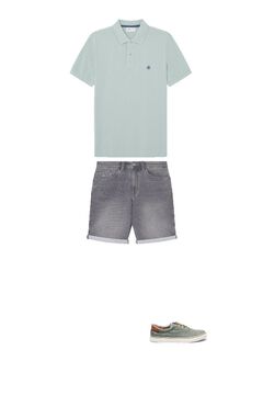 Basic-Poloshirt, casual-sneaker und jeans-bermudas im Set