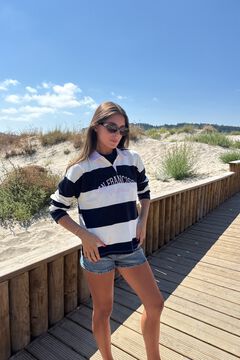 Conjunto de camiseta y shorts
