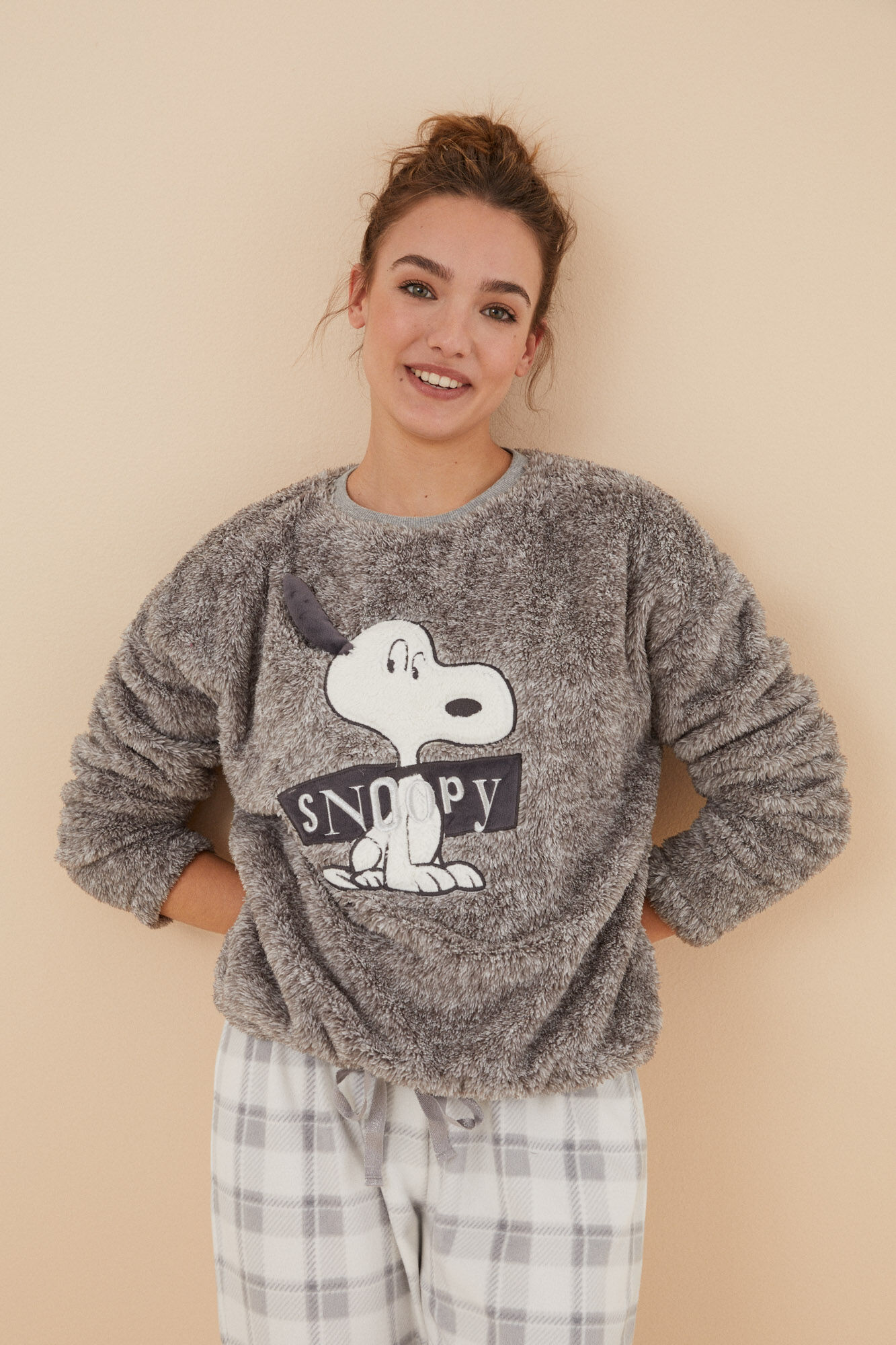 Pijama polar Snoopy gris Pijamas de mujer SPF