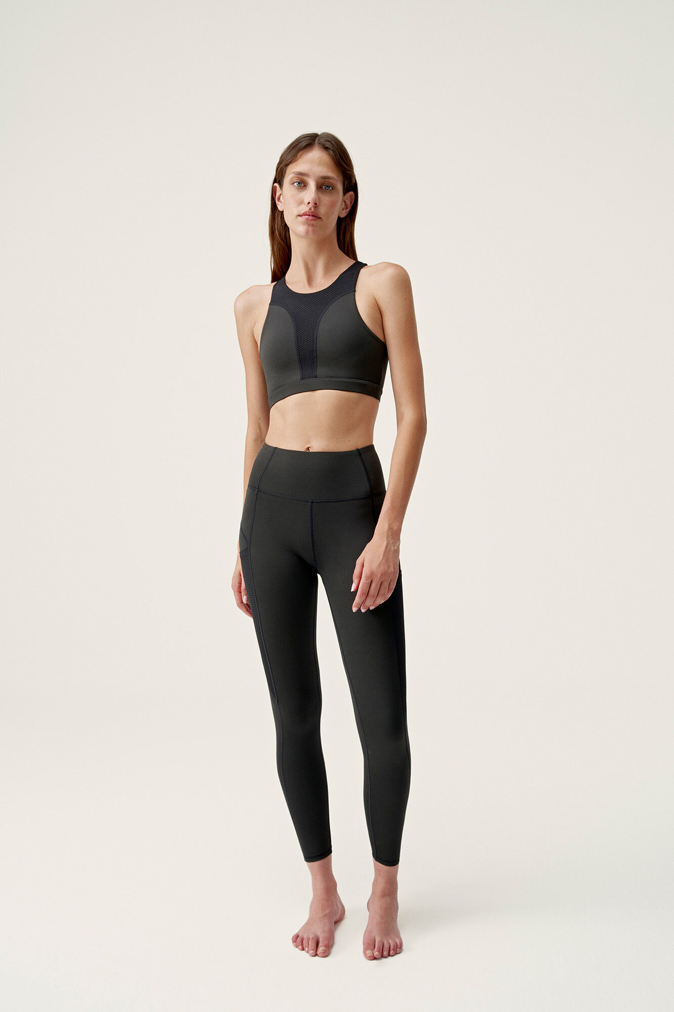 Legging Arya Black Leggings deportivos y joggers para mujer SPF