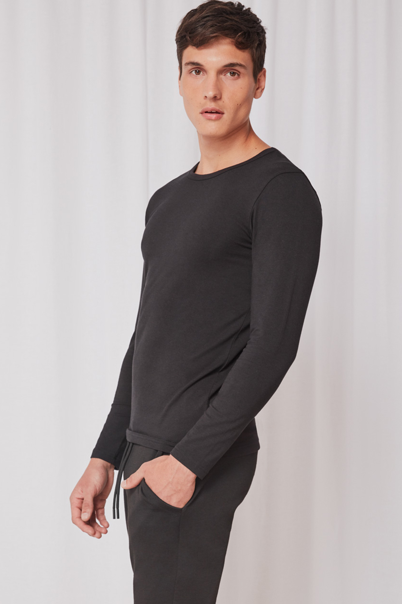 Ferrys Camiseta Térmica Manga Larga Cuello Semicisne Hombre – Tejido Afelpado, 50% Algodón Peinado Y 50% Poliéster, Fabricado En España