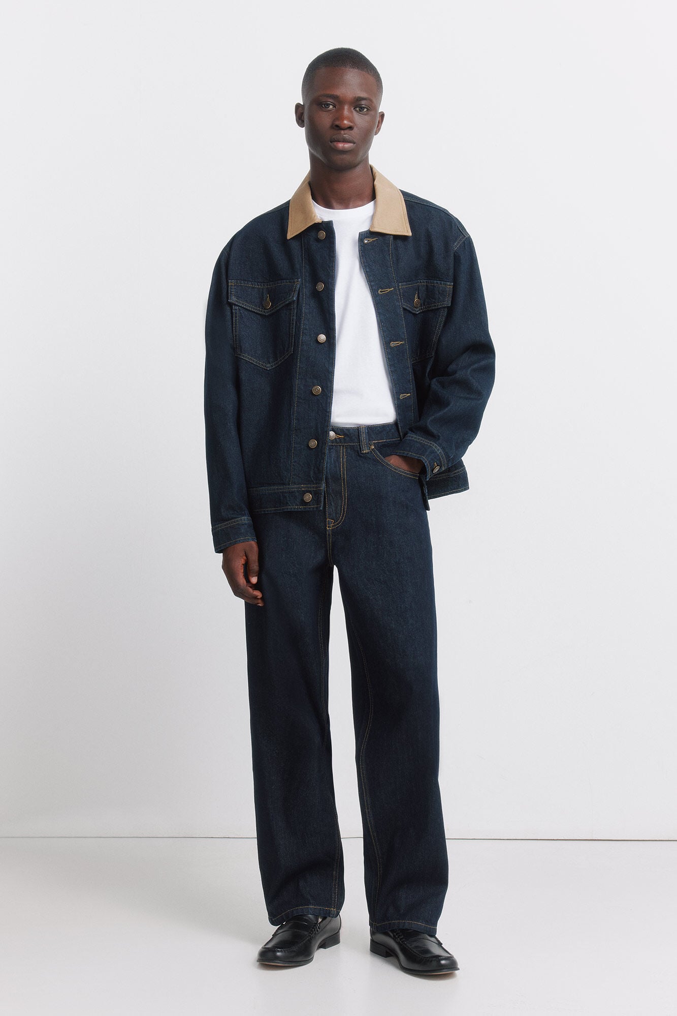 Conjunto de camiseta, cazadora y jeans | SPF